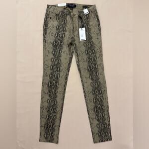 NWT Judy Blue Snakeskin Print Mid Rise Skinny Fit Jean Pants Size 29 / 9 JB84177